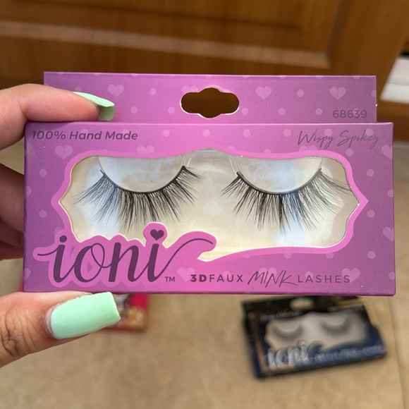 Ioni Falsies 3D Faux Mink Eyelashes - Picture 3 of 4